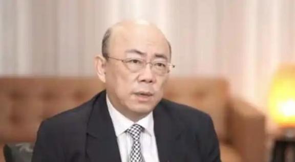 郭正亮曾给了台湾“最好”出路？一国两制改1个字，或可统后不驻军。此刻关于台湾的武
