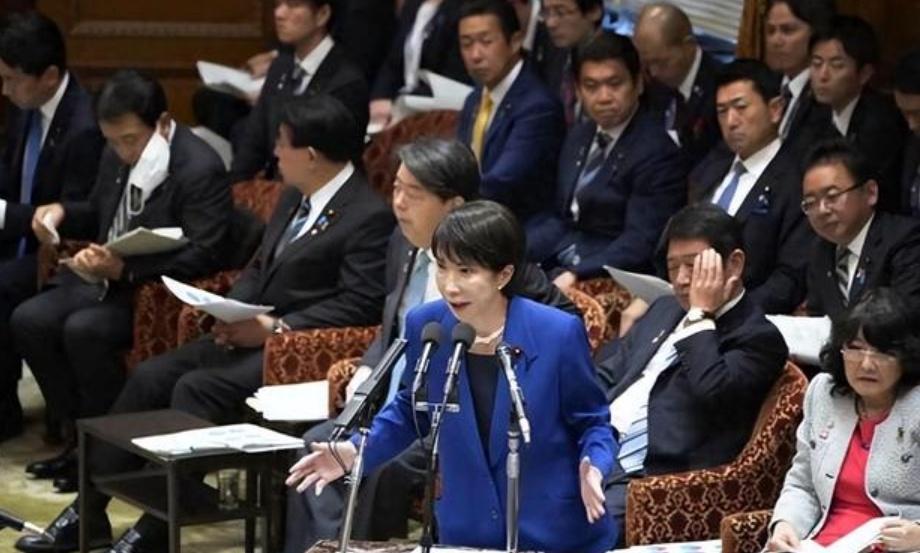 日本首相高市早苗第一次接受国会质询时被问到，如果中国大陆解放台湾的话，日本怎么办