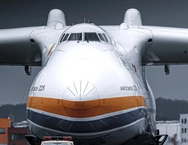 为什么全球专家都说 安-225 再也造不出来了？安 - 225 是 苏联 当年举