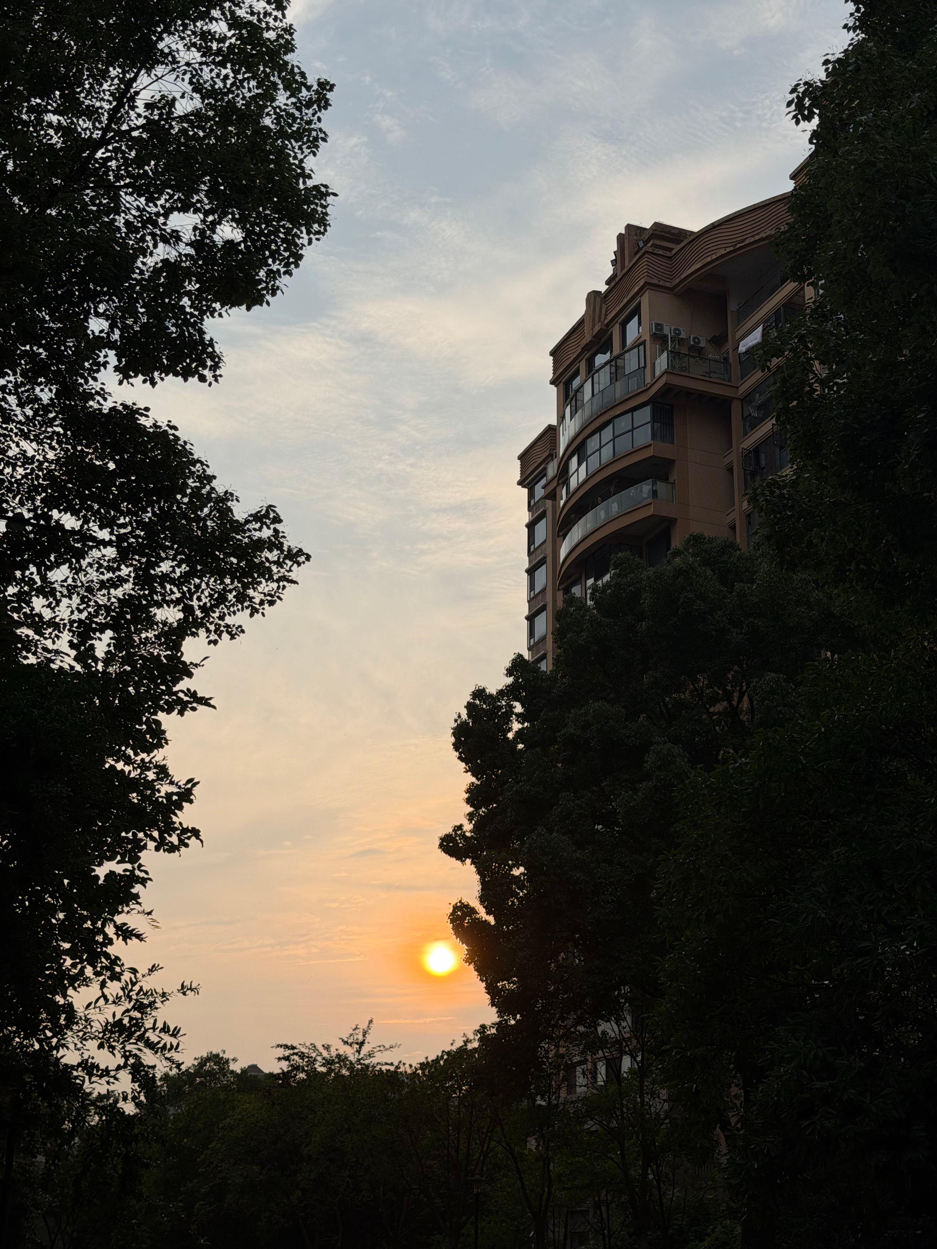 （送你一张我眼里的夕阳）😊 