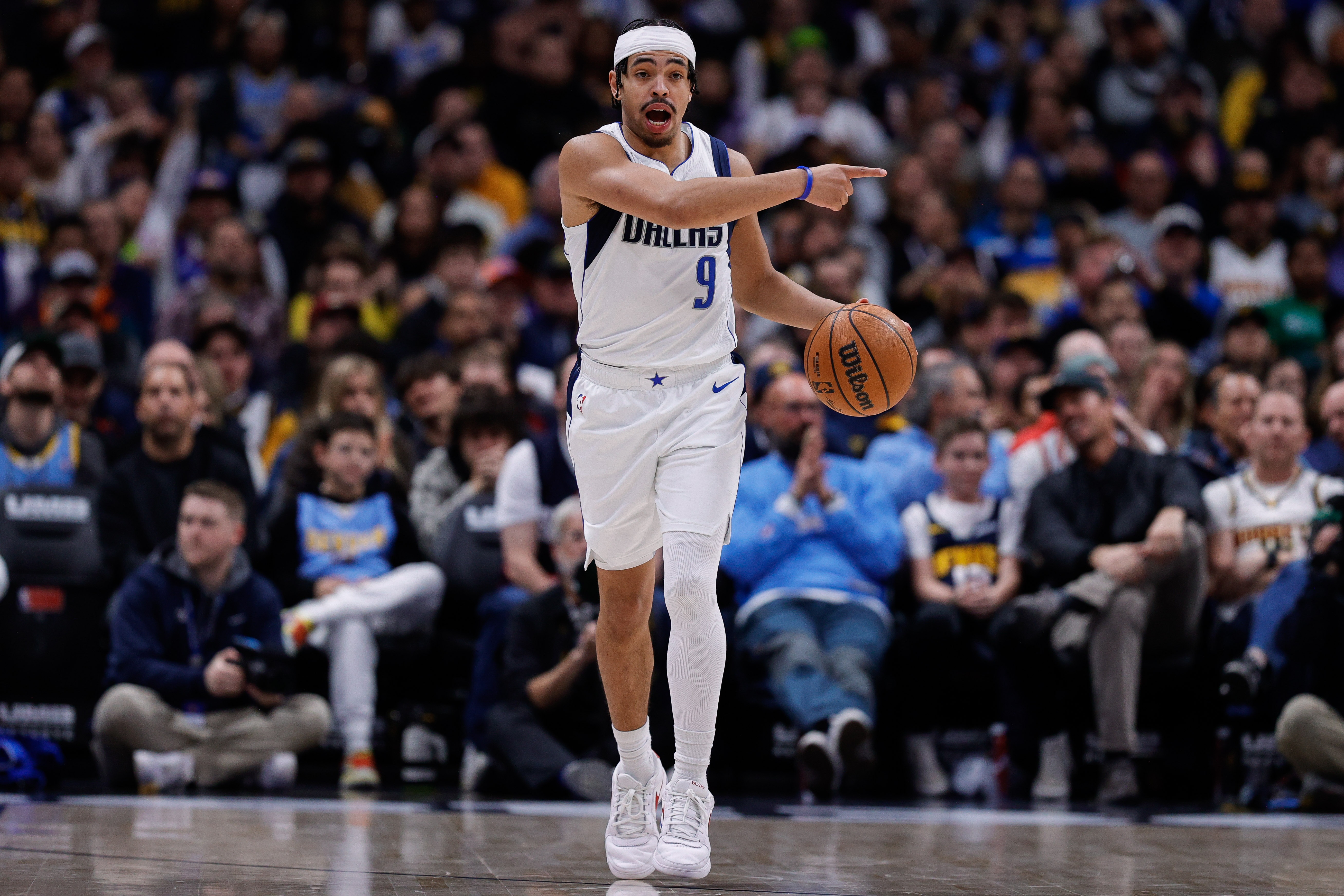 Stein：独行侠承诺转正内姆哈德的合同 以确保他未来几年留队