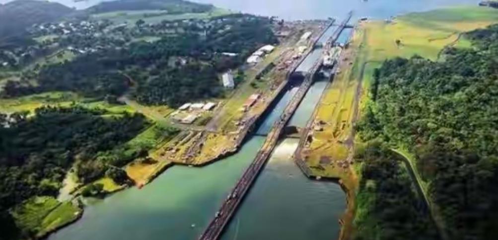 中方终于动手了！大批货轮空集装箱离开，巴拿马这下麻烦大了。





今年1月份