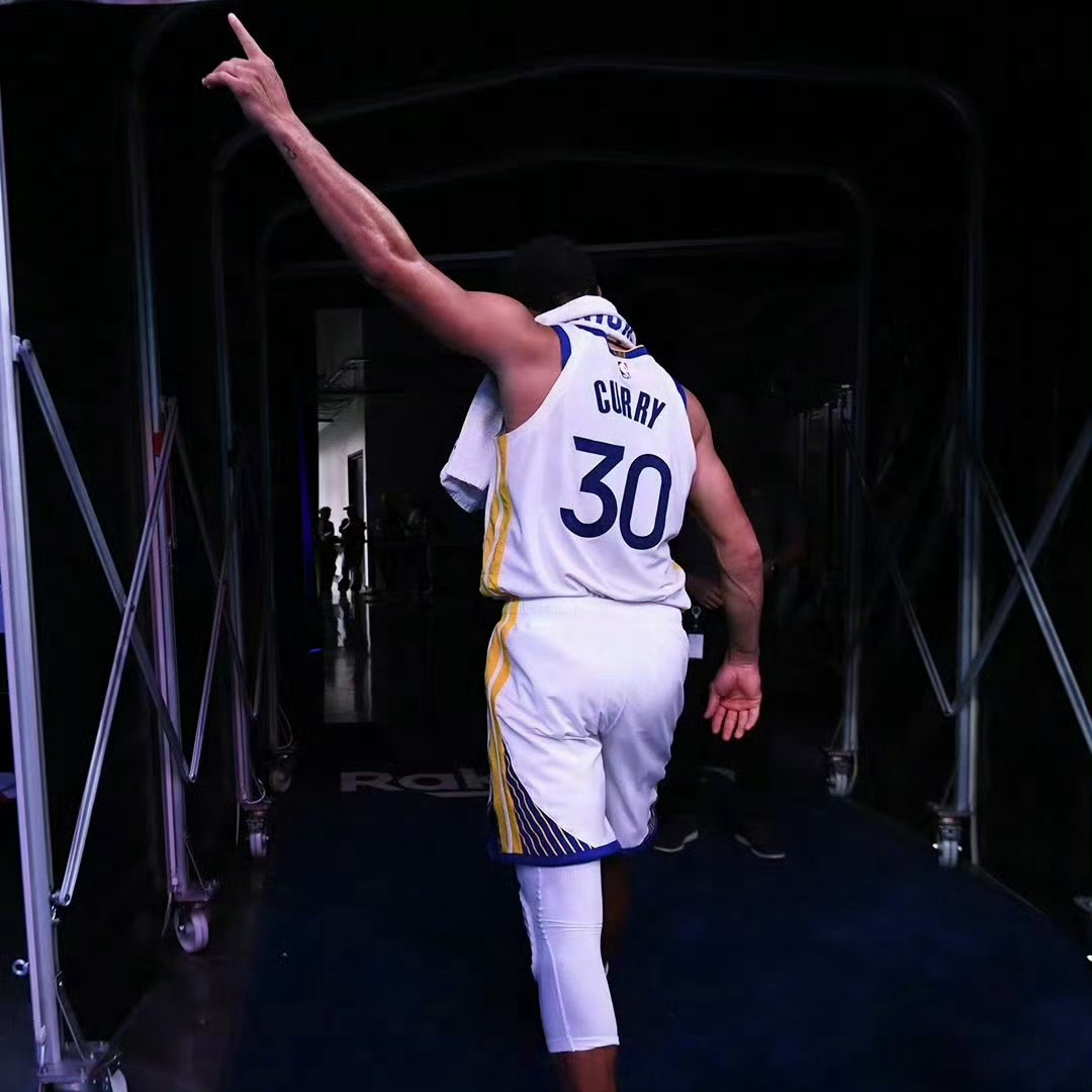 关于勇士这赛季接下来的看法 我是写了又删 删了又写 然后又删又写 其实说到底 就