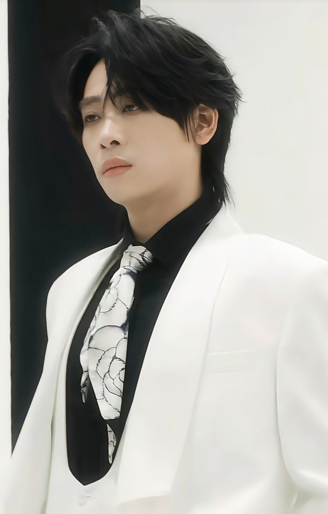 歌手也不能用艺名了歌手也开始标注本名了啊？真的吗，第一次知道门尼的本名诶 