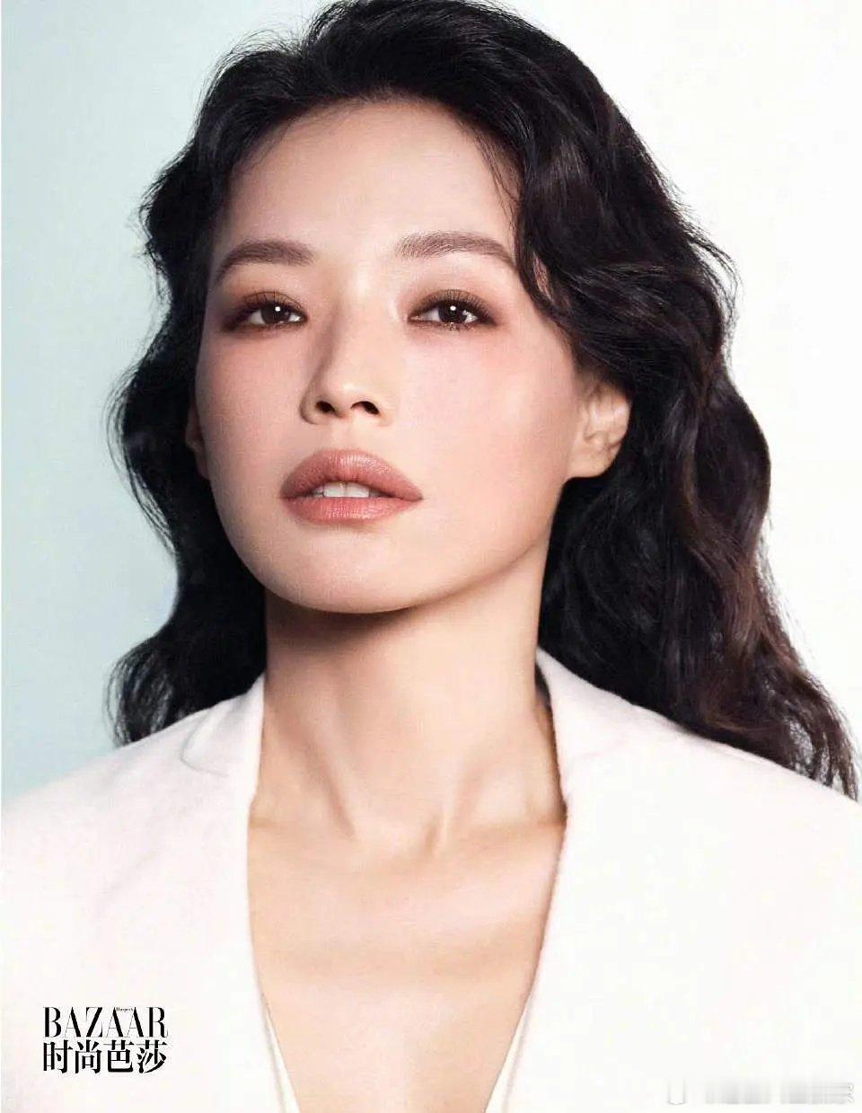 舒淇时尚芭莎封面 大花还得是大花，这个表现力太绝了 