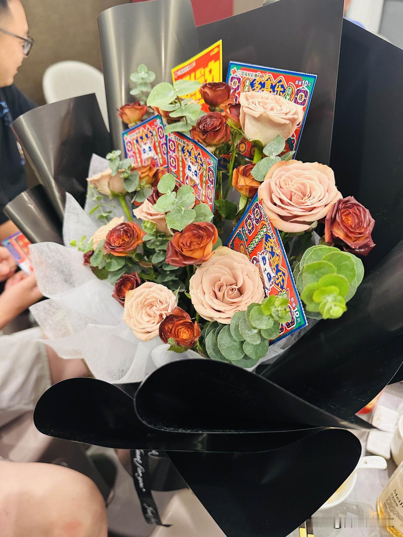 男人四十一枝花？四十不惑！

清晨推开窗时，风里带着桂花的甜香。日历上那个被红笔