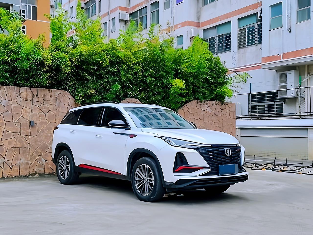 车友们注意啦！今天咱们聊聊 二手长安CS75 PLUS怎么买，市场行情到底咋样？