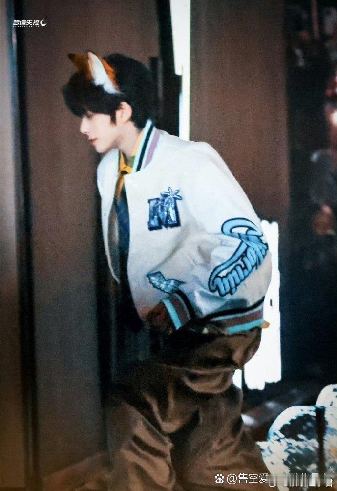 TF四代的综艺首秀《宇宙闪烁请注意》来了，都是未来可期的青少年们啊，李飞也是很慷