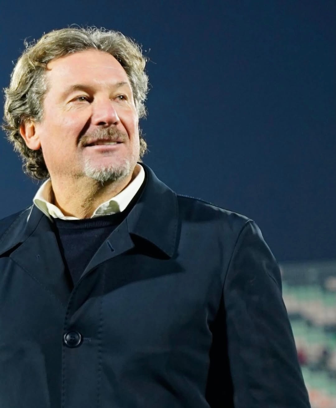 意乙 由斯特罗帕🇮🇹教练执教的威尼斯主场2：0击败蒙扎队。ac米兰名宿