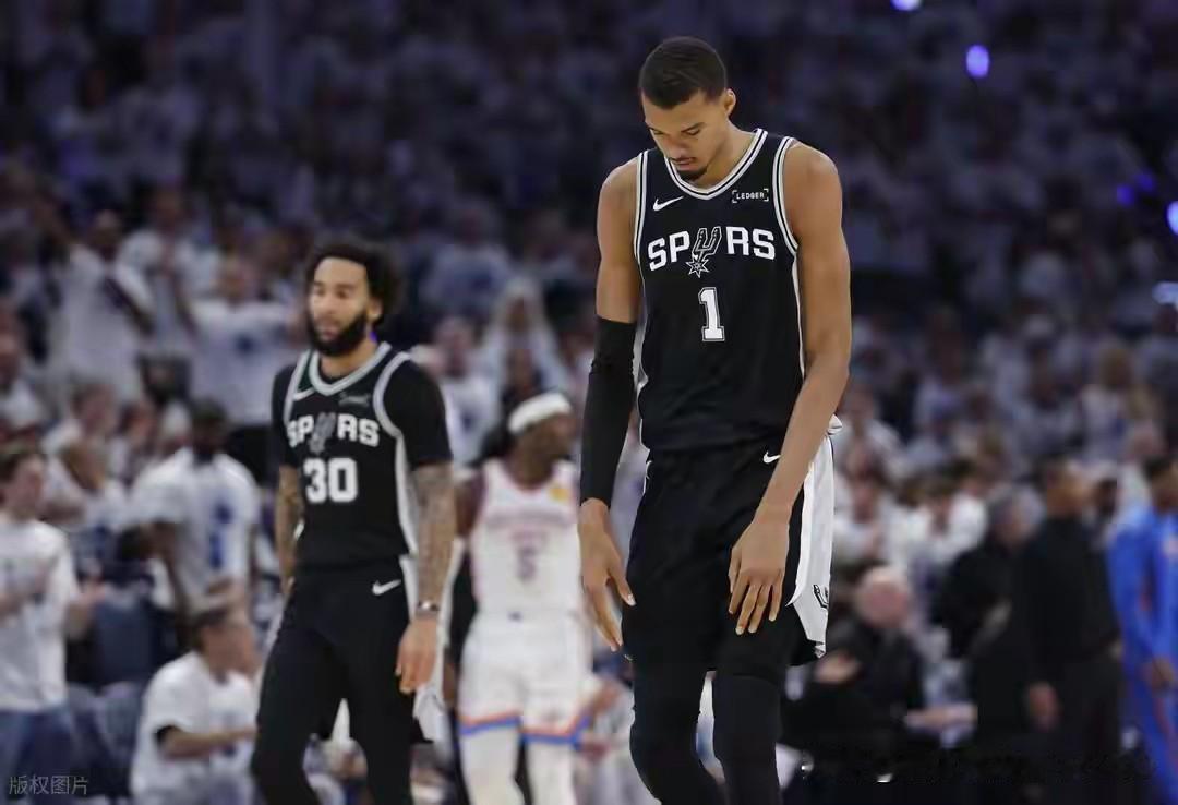 今天，NBA季后赛西部决赛G5，雷霆127-114击败马刺，系列赛总比分战成3-