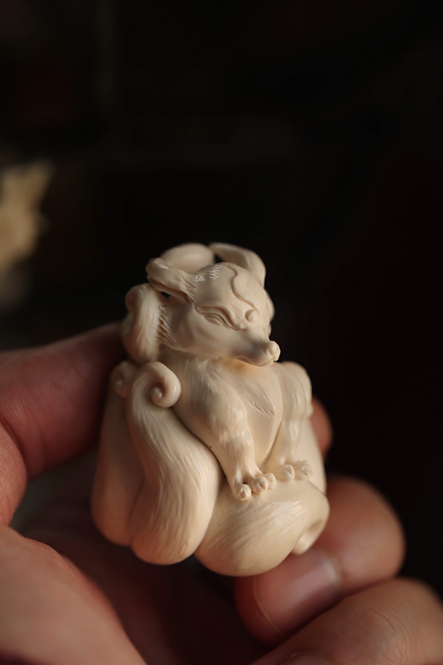 猛犸 | 九尾狐“王者仁智、百姓安康、德至鸟兽、则狐九尾”湘工名师手作。4.2*