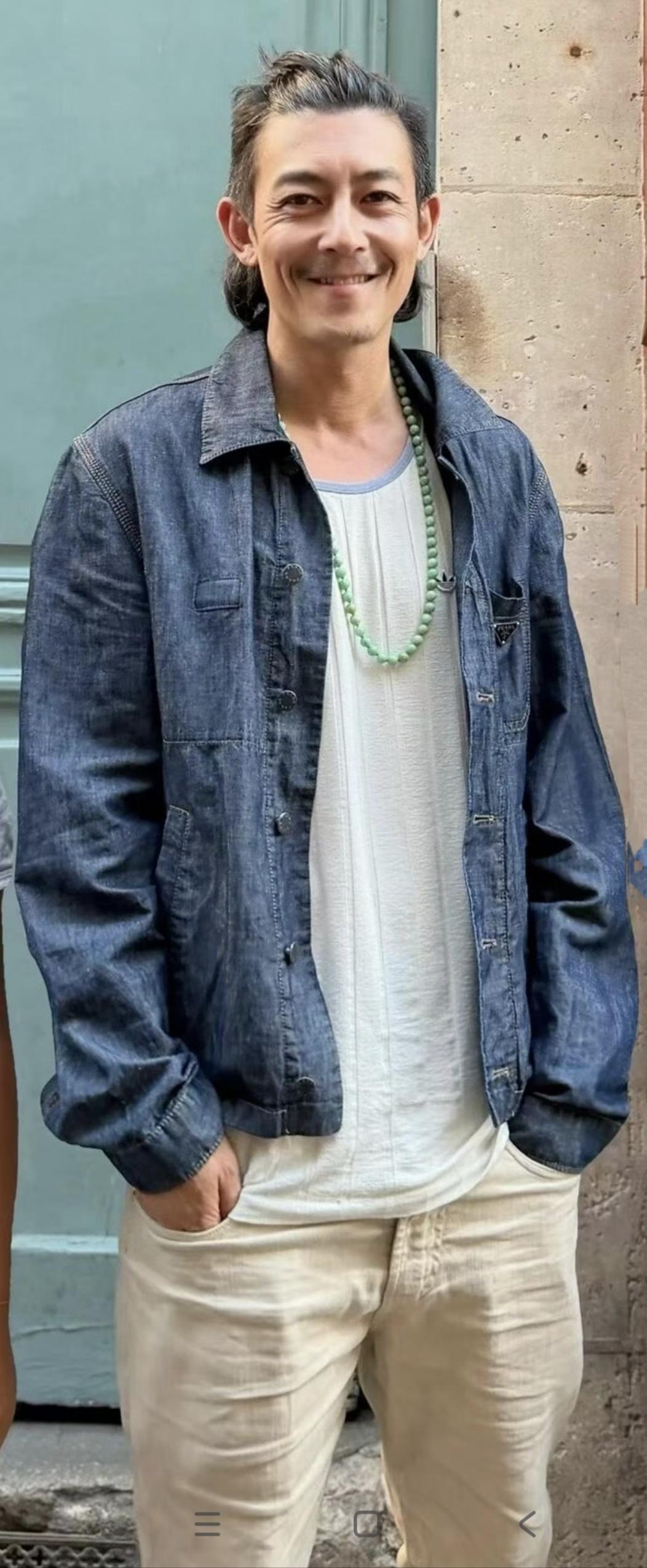 还有人认识他吗？曾经也是叱咤风云的人物，让很多女人出了名
