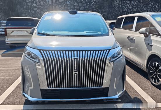 自主推全新MPV，或20多万！混动，比埃尔法大一圈MPV市场这两年越来越热闹，尤