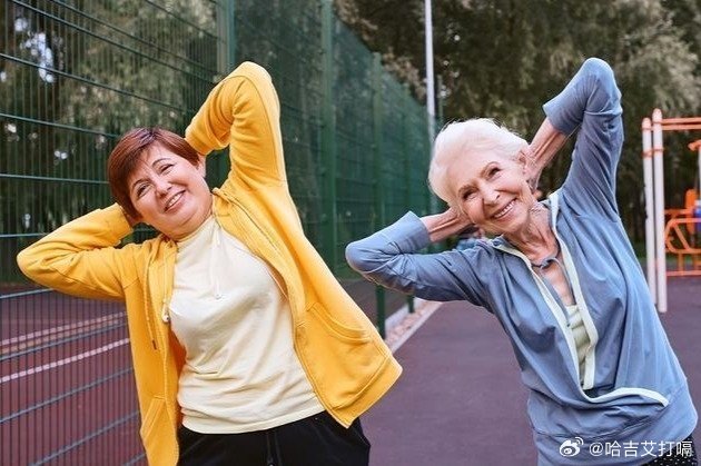 凤凰新闻【行为决定寿命长短？运动第三，睡觉第二，第一很多人做不到】“你看看你爸，