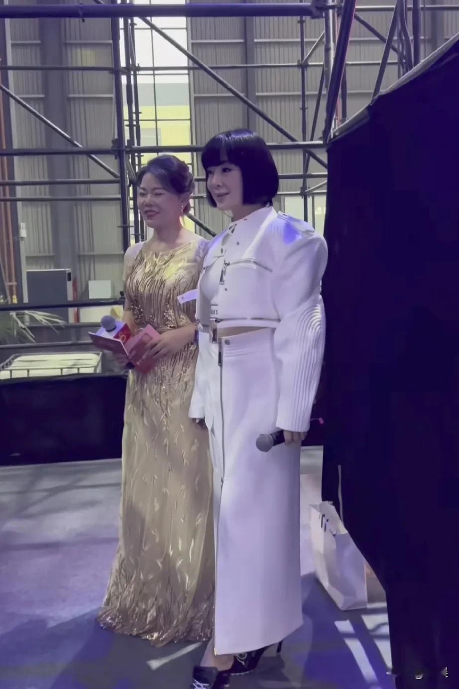 陈红