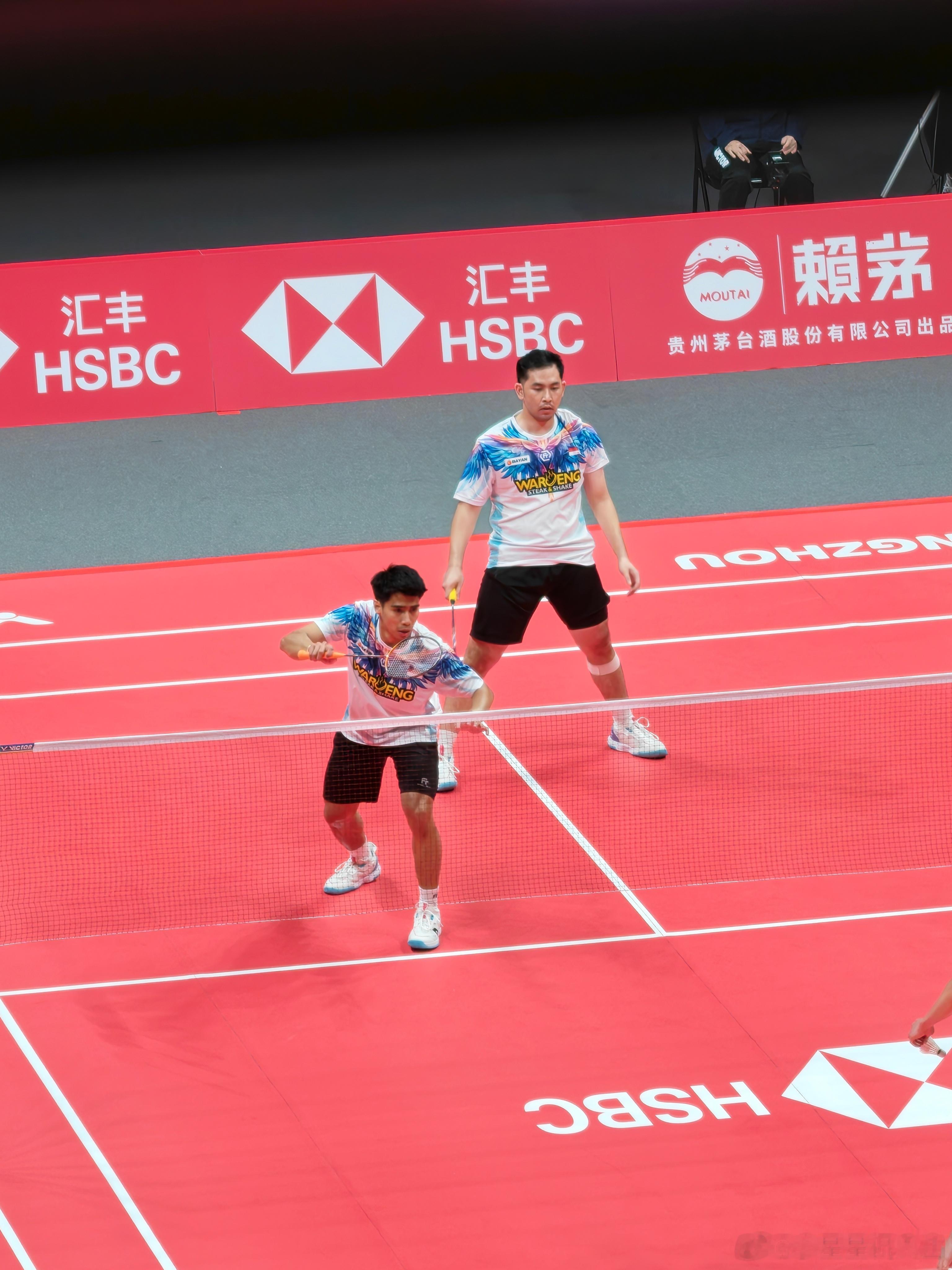 咖塔曼/伊斯法哈尼🇮🇩 23-21、21-19 🇲🇾万炜聪/郑凯文决胜杭