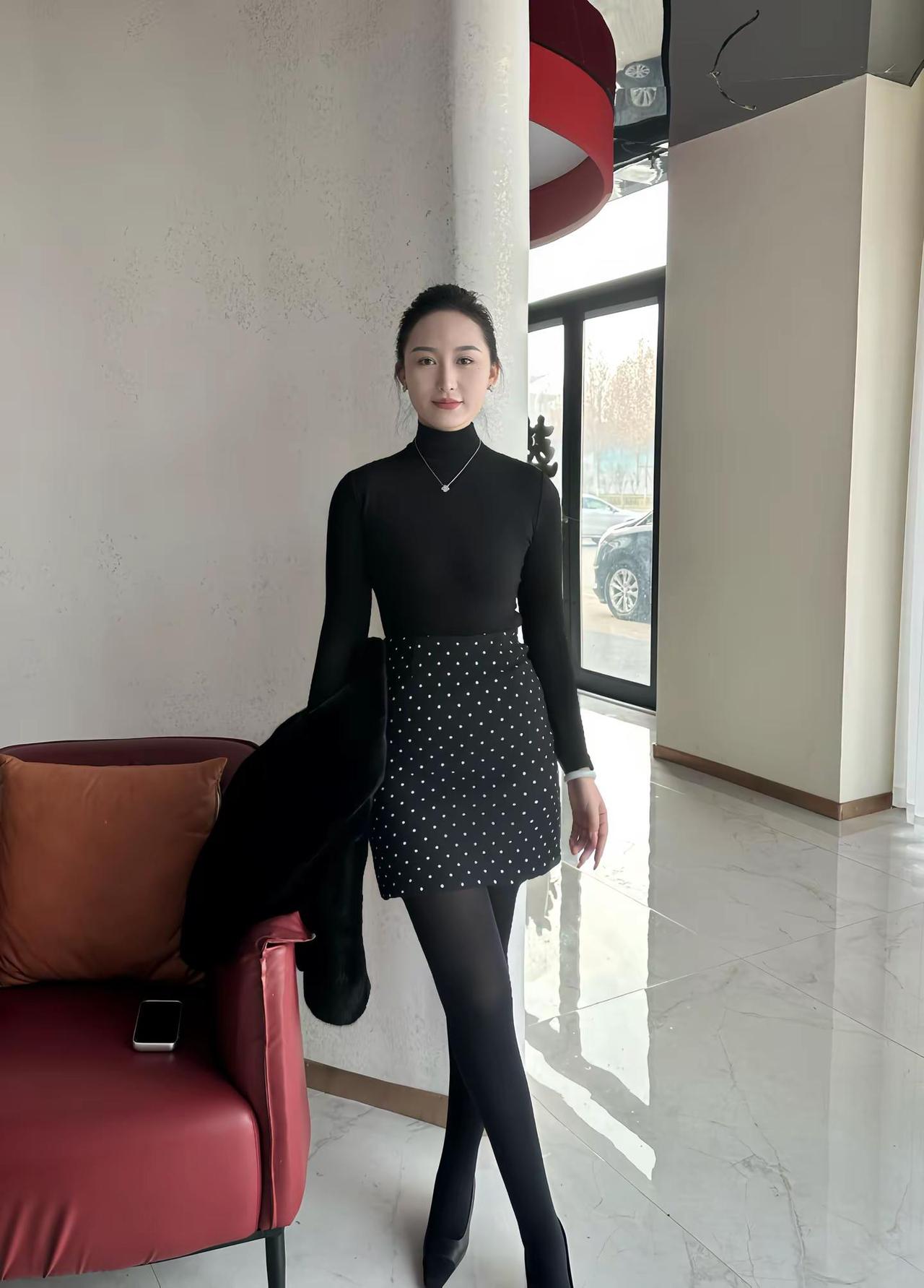 三十岁后，胶原退场 骨相登场 各有风姿 何惧时光