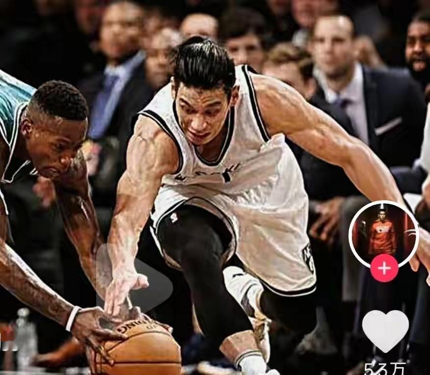 瀚森最大的问题就是肌肉类型还没蜕变，请看图河村，林书豪这肌肉类型和体脂率才是一个