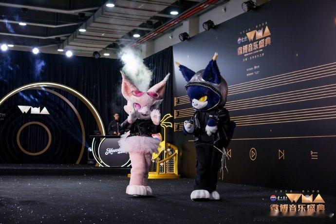 喵娲娲威神v合作舞台内娱终于原谅了爱豆齐舞  现场氛围直接被烘到最热！威神V齐舞