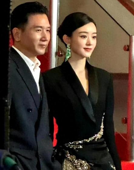 同样是西装短裙的赵丽颖撞上杨幂，一个被吐槽太丑，一个被夸少女
在娱乐圈这个充满话