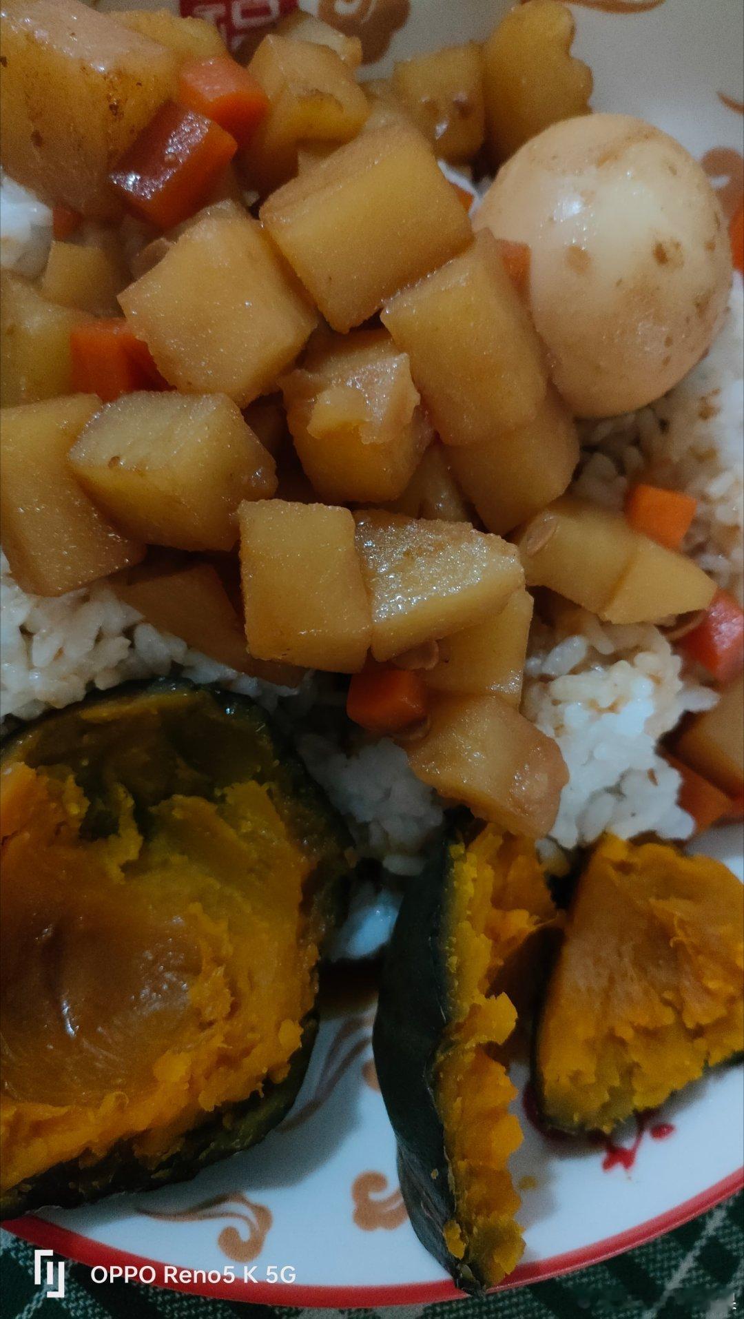 老公做的饭，🥔，红萝卜，鸡蛋，贝贝瓜，大米饭 ​​​