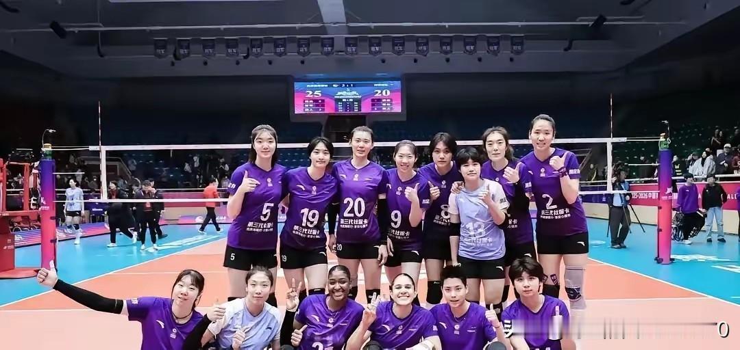 [玫瑰][玫瑰]第十五届全运会江苏女排以全胜战绩，仅失天津女排一局，最终夺取冠军