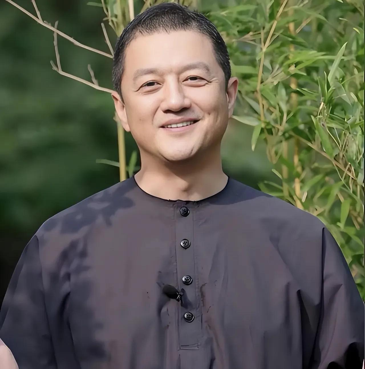 李亚鹏侠肝张雪义胆，中国就是需要更多像张雪李亚鹏这样的人

李亚鹏最近在直播里提