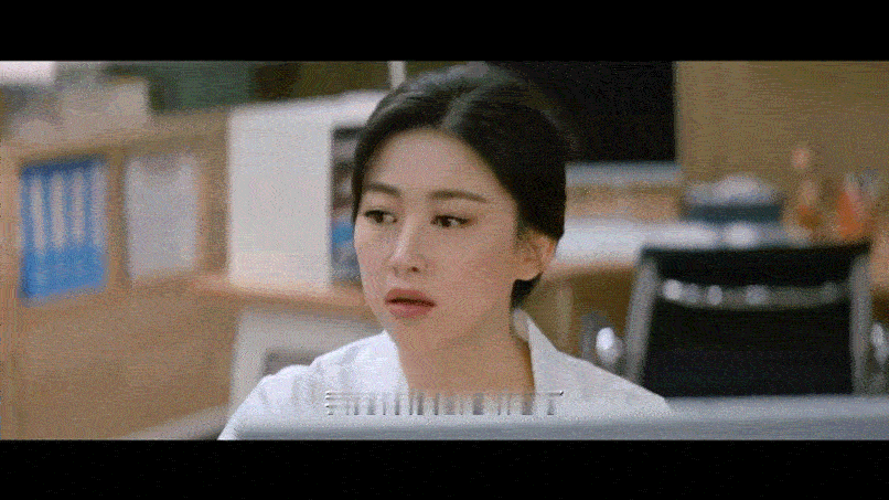 朱珠新剧里父女俩的和解戏太感人！女儿的眼泪、父亲的叹息，把亲情里的复杂情绪演得淋