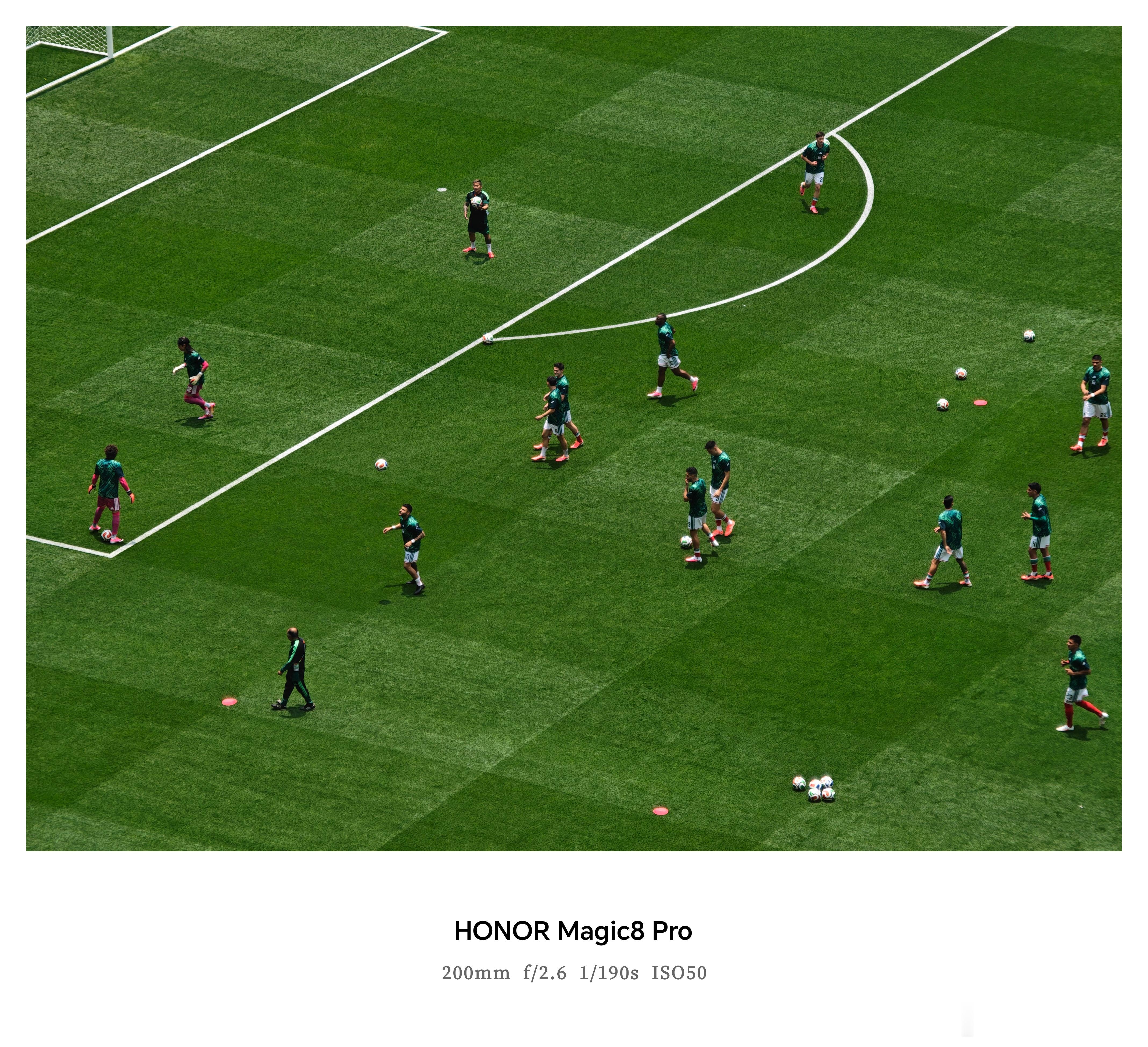 世界杯现场实测！荣耀 Magic8 Pro 堪称观赛拍照外挂墨西哥 2-0 南非