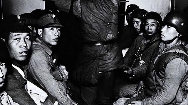 败退台湾后，数十万国军要结婚，让老蒋头疼不已，之后他想了一个办法：建“军中乐园”