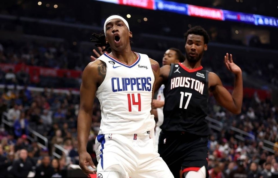 #NBA# 北京时间11月8日，明日NBA常规赛快船将客场挑战篮网。据快船随队记