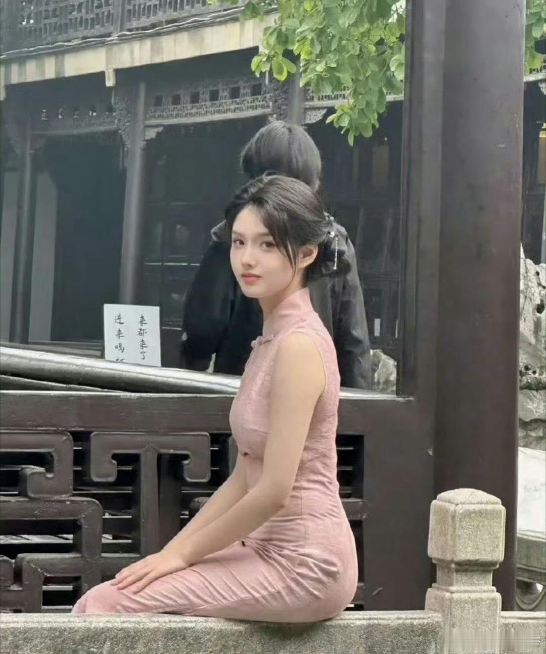 路人视角下的艾米，这颜值能火起来吗？  艾米下沉口碑 