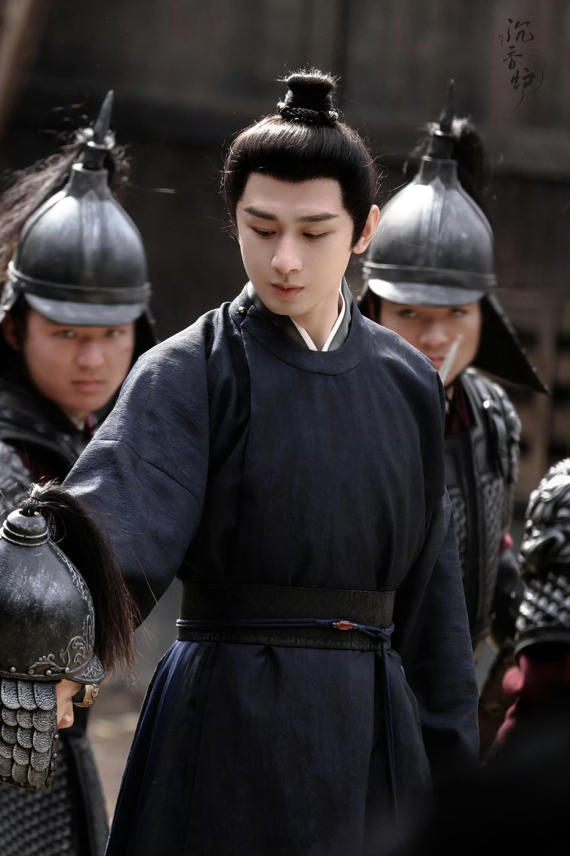 成毅《两京十五日》新路透，眼神有戏 