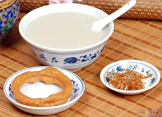 老特要来了，我给他准备了几个硬菜！希望他结束访问后能光临寒舍！
首先一个北京豆汁