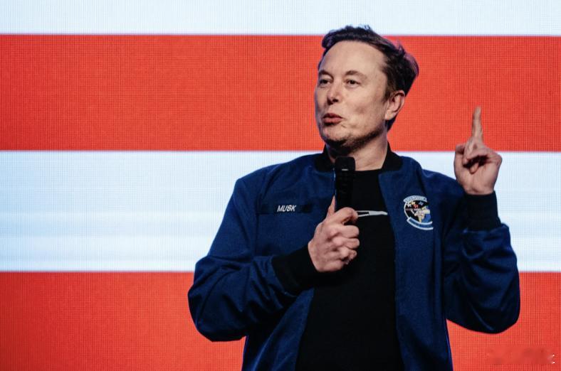 这位前车企CEO预言马斯克会退出汽车行业Stellantis前CEO唐唯实虽然离