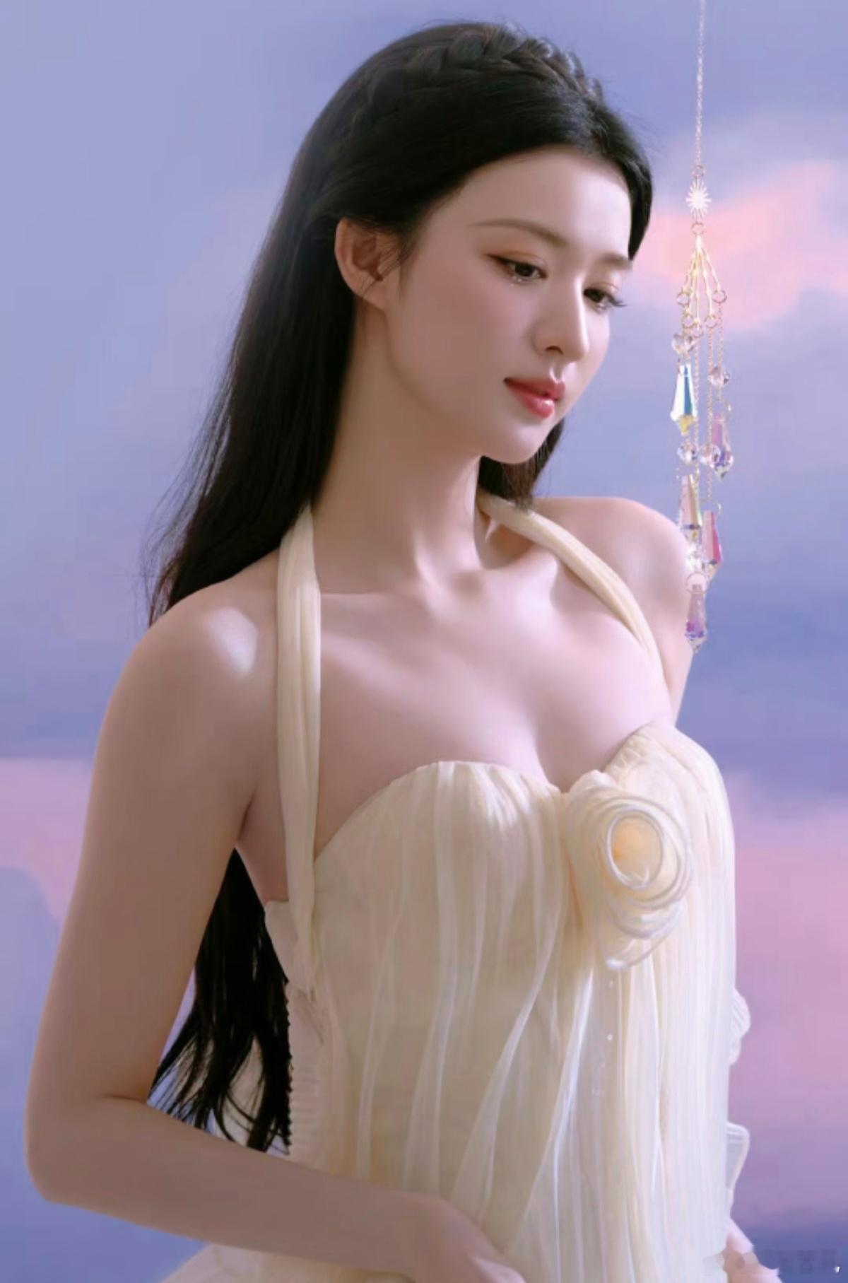 王楚然：美得不可方物，丰韵十足！ ​​​