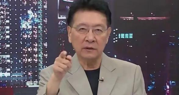 台湾岛内媒体大亨赵少康声称:“大陆官方的邀请公报中提及:‘郑丽文主席就任以来，多