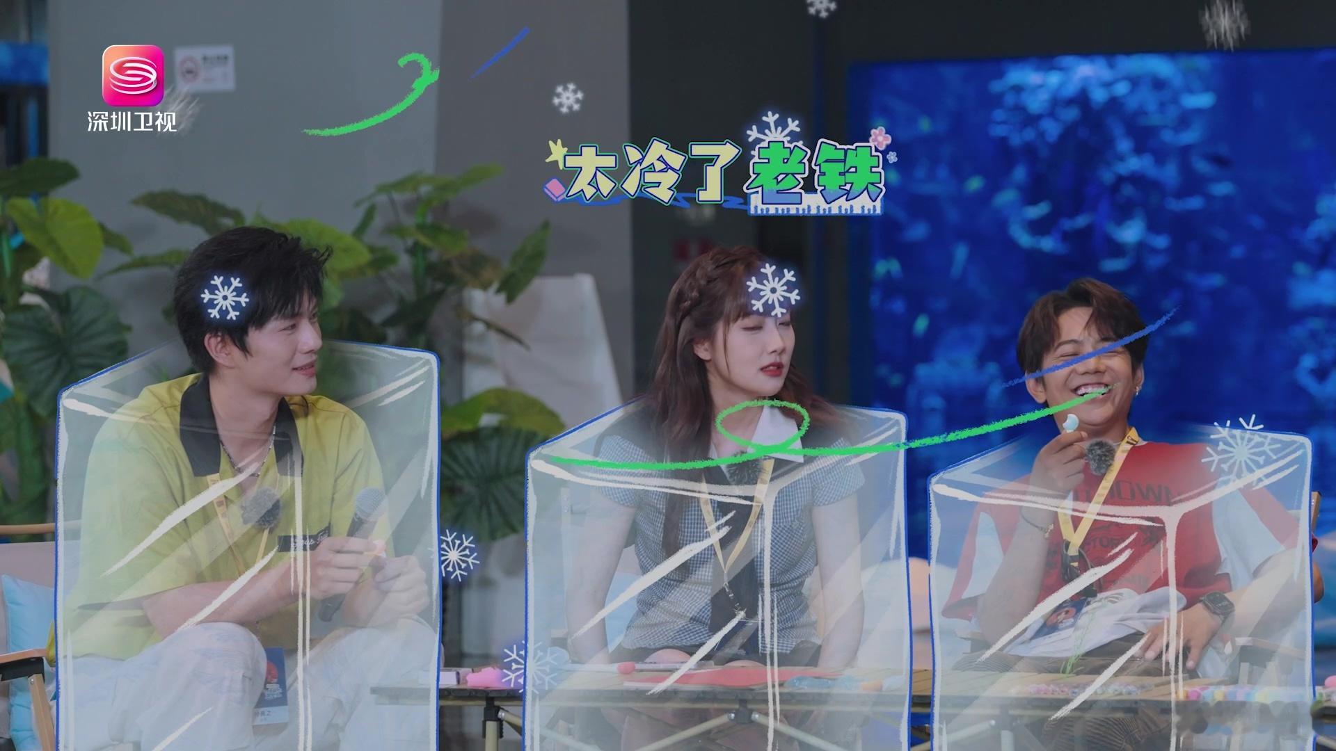 深圳小梅沙海洋馆惊现文具摊小梅沙故事告一段落，晨光文具的痕迹留在很多人心里。它陪