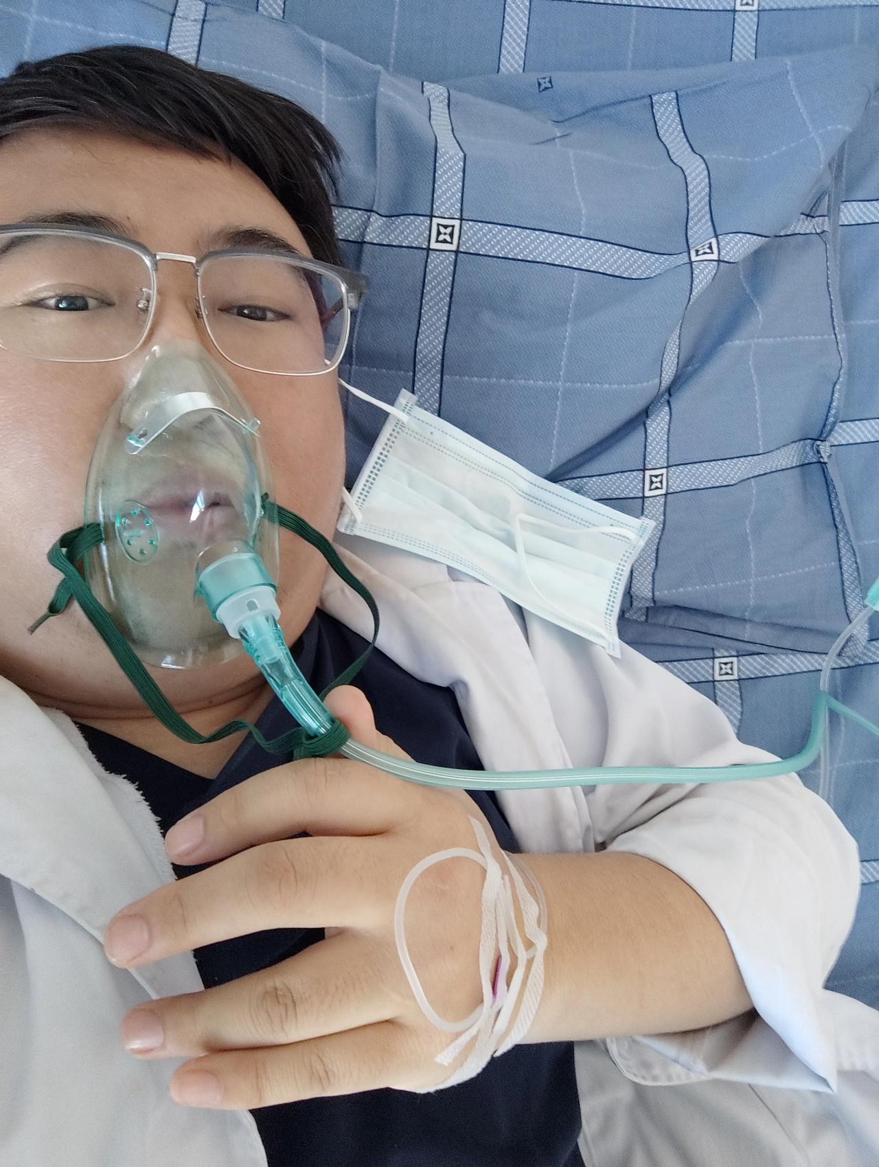 今日夜班，近日总有些不如意的事，40不惑之日，只希望未来远是非之人事，可耳顺心顺