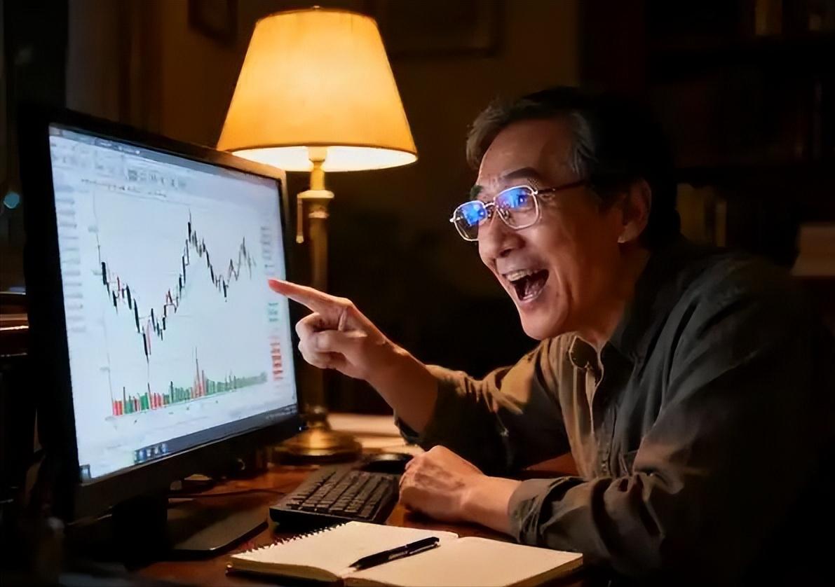 看到一点希望了！

一个浙江股民目前总资产575799.85元，他满仓买入9只股