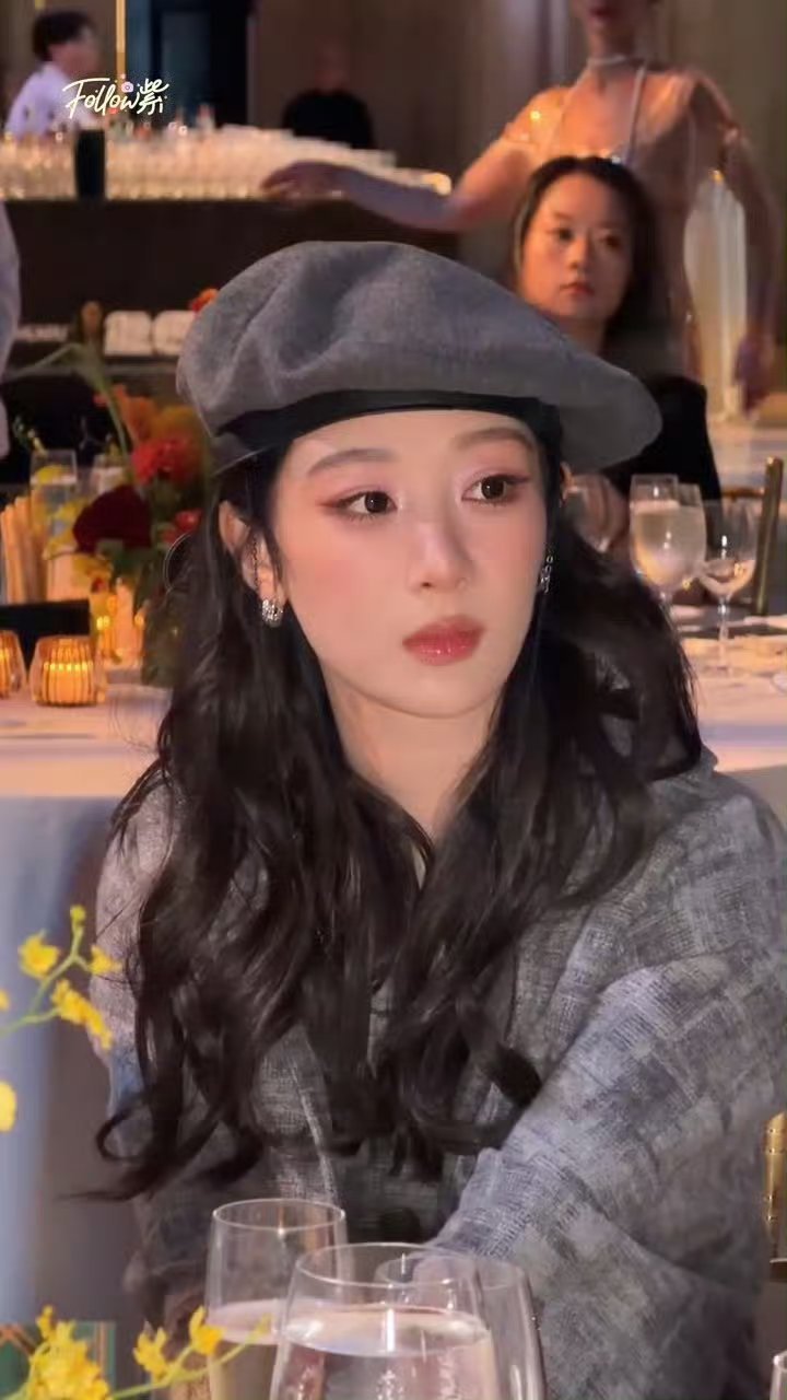 杨紫   yz杨紫董竹君yz杨紫玉兰花开君再来请不要相信造谣亲爱的大明星我永远爱