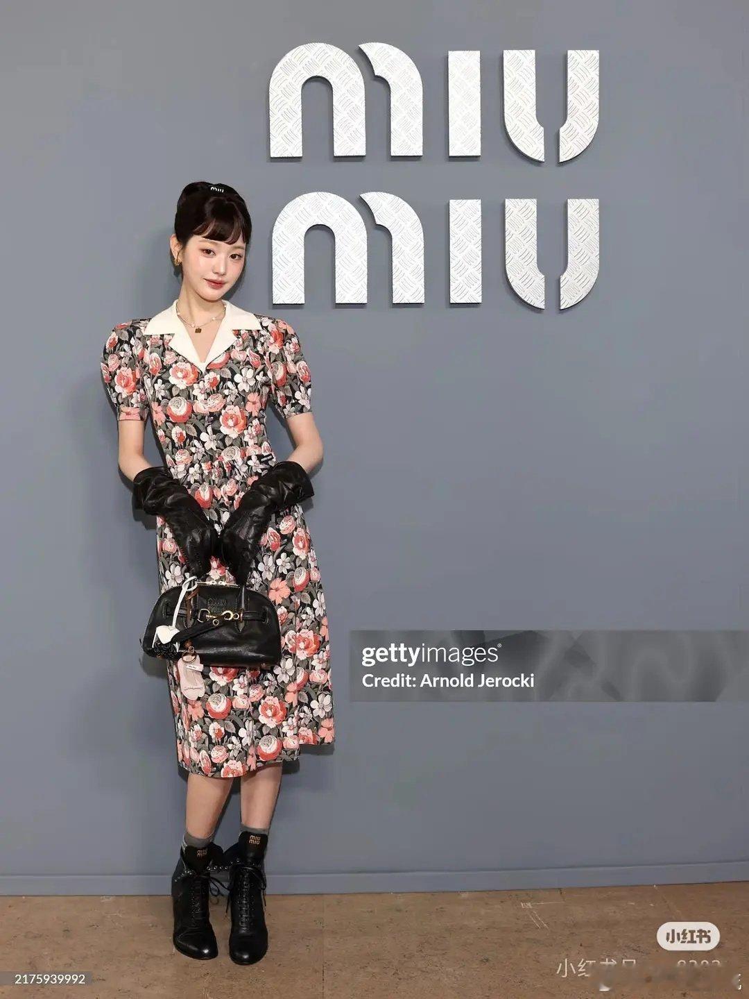 刘浩存狠狠艳压赵今麦了 ​​​