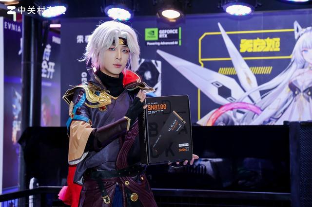 \热血青春，即刻存储\BW2025闪迪精彩继续,与你相约国家会展中心