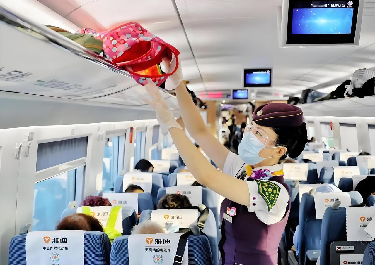 花几万进铁路，纯纯大冤种行为
先骂醒所有脑子发热的人：花好几万托关系、找门路进铁