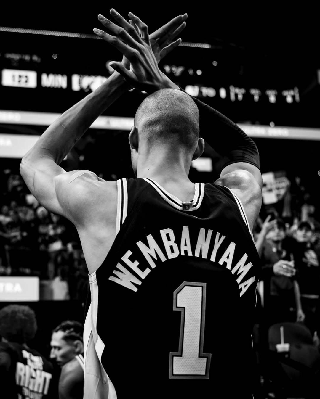 睡觉，六点见👌 