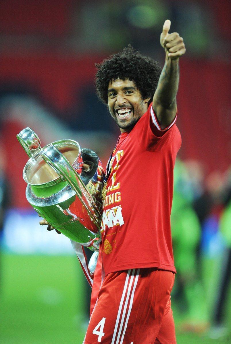 🚨丹特正在被考慮成為拜仁二隊新任主帥的候選人。目前的主帥霍爾格·塞茨將在賽季結