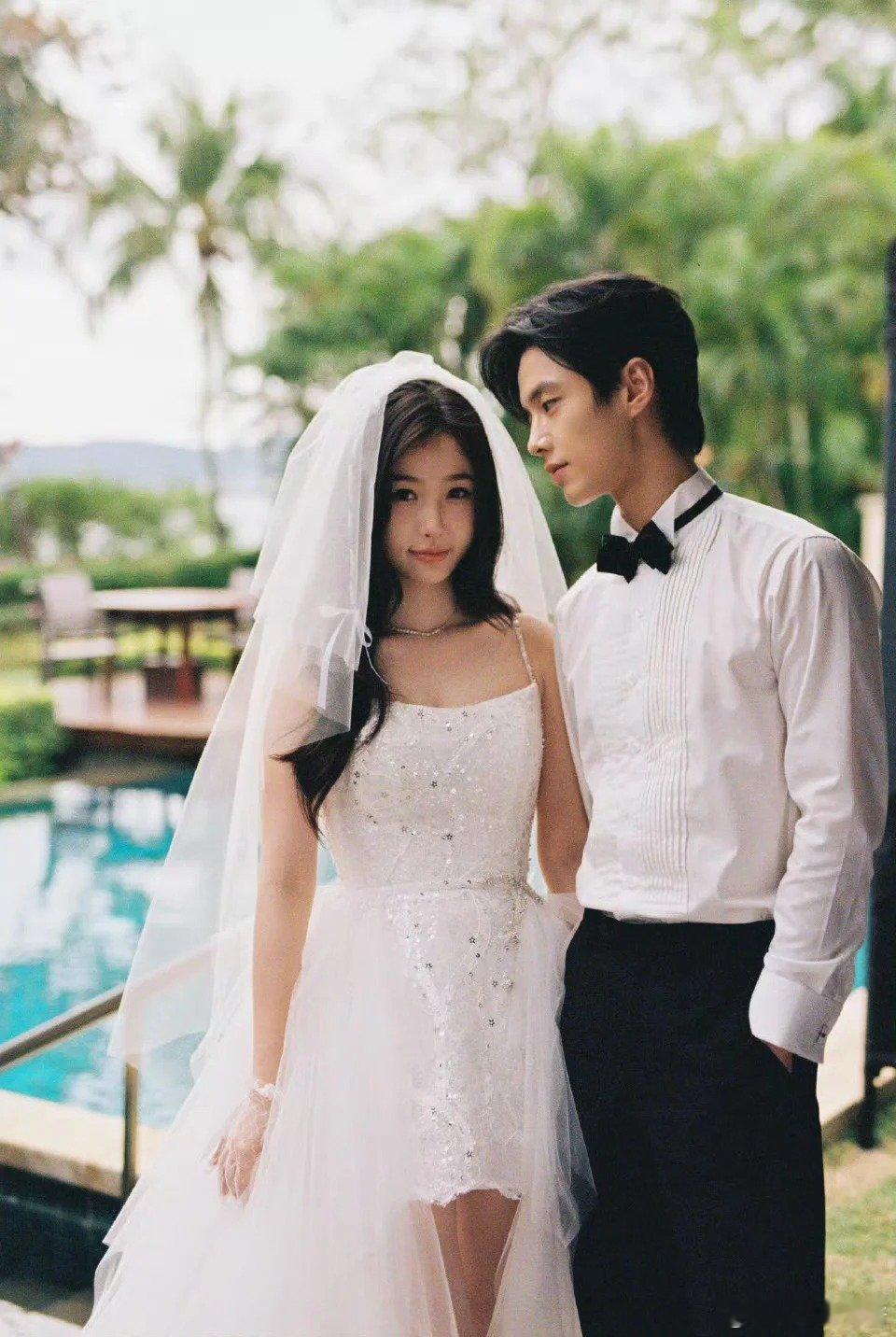 81万赞就是81万份子钱 爱上双轨的人有福气了没有刻意撒糖，却甜得让人无法抗拒 