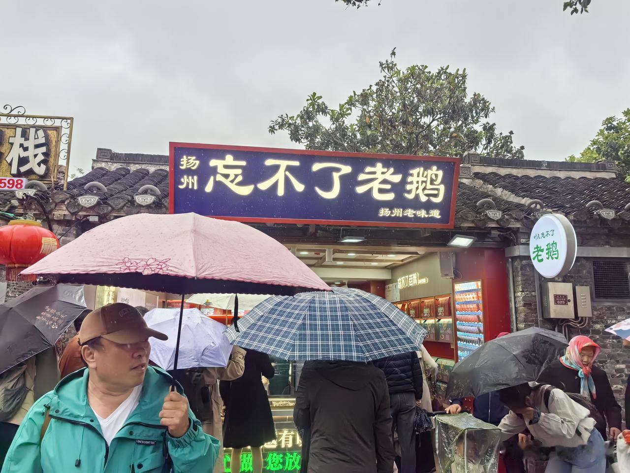 现在人工智能AI软件鱼龙混杂，更新迭代速度更是惊人:
做个问卷，大家平时都用哪个