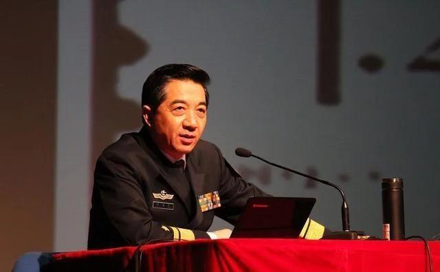 军事专家张召忠说：美国在海湾战争上，狠狠的给伊拉克上了一课。当时伊拉克派出了45