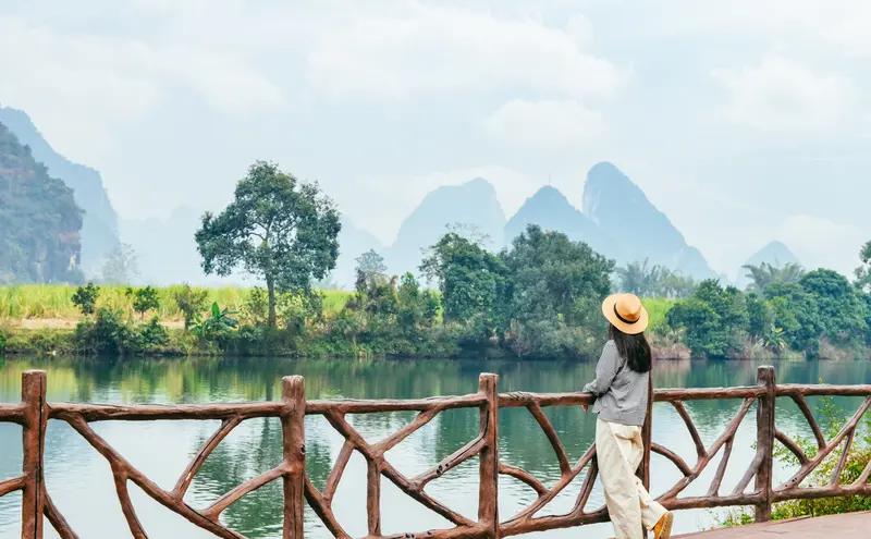 震惊！广西女子返乡时竟发现村庄空无一人，唯一的“陪伴”竟是自己！

近日，一则关